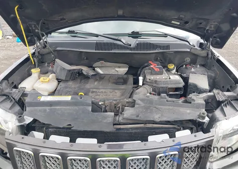 2017 Jeep Compass High Altitude 4X4 из США, поврежденный, VIN 1C4NJDEB4HD171990